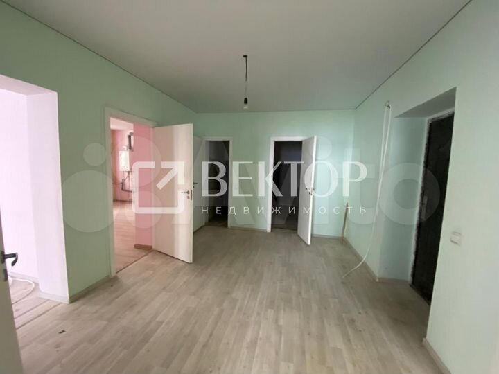 3-к. квартира, 104,8 м², 1/3 эт.