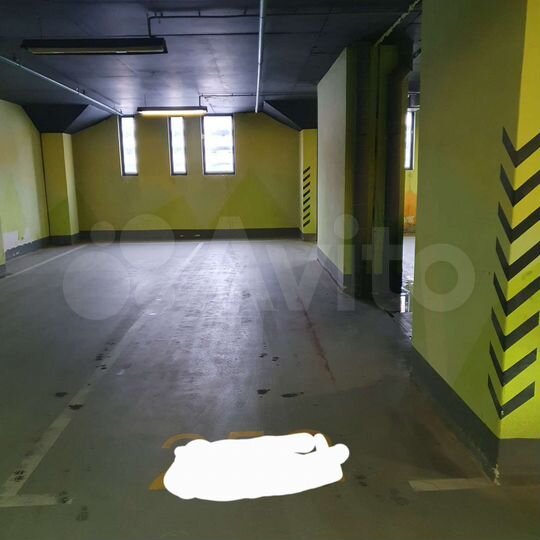 Машиноместо, 29 м²