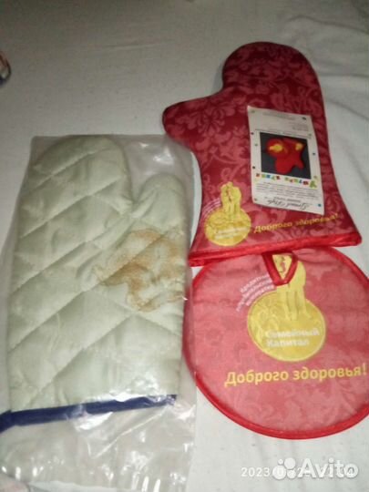 Рукавичка для кухни,новая светло-зеленого цвета