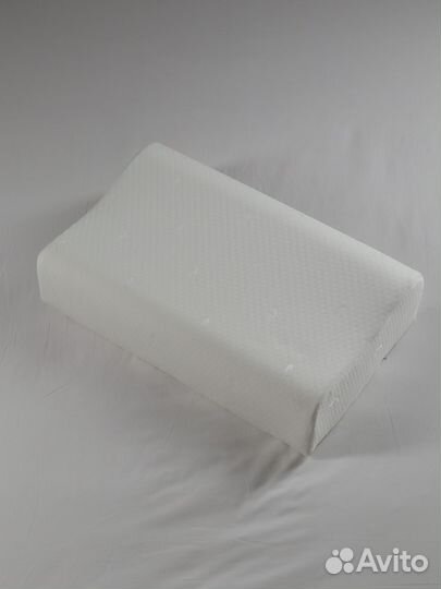 Анатомическая подушка для сна с эффектом памяти. К