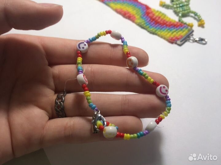 Браслет из бисера радужный