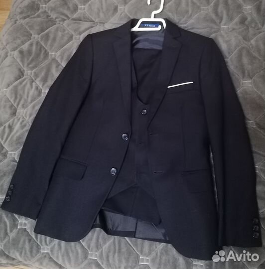 Школьный костюм для мальчика 146 темно синий