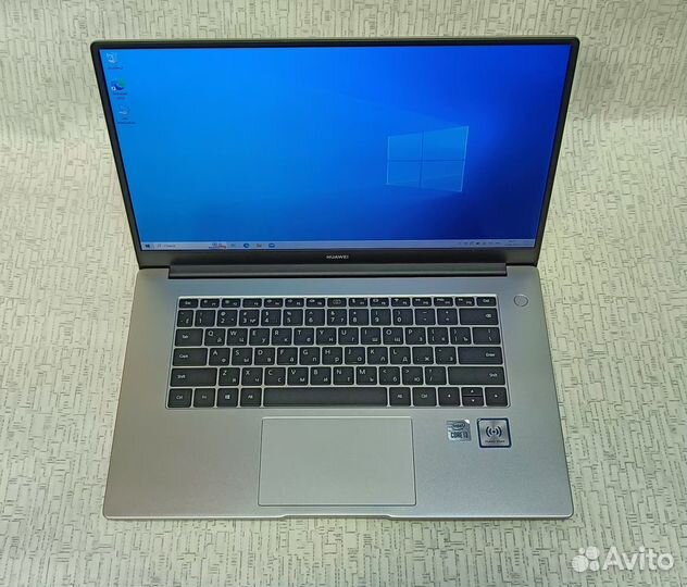 Ноутбук Huawei matebook d15 Core i3-10110U,SSD 256