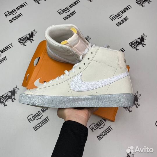 Оригинал 44 eu Nike blazer mid '77 emb