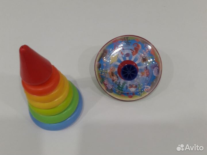 Пирамидка и юла