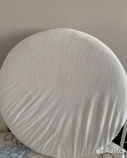 Матрас и непромокаемые наматрасники