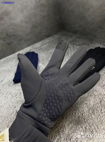 Перчатки Under Armour новые