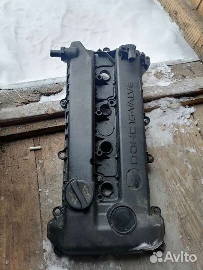 Клапанная крышка двигателя Mazda Ford 2.0 duratec