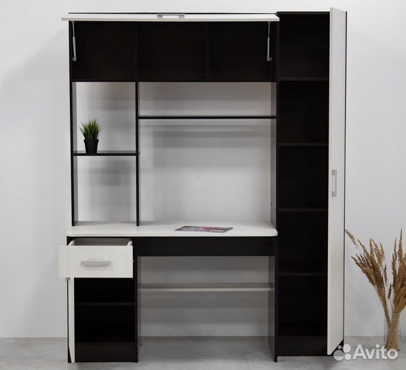 Стол компьютерный