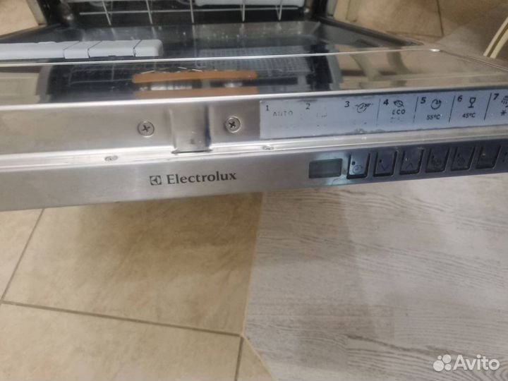 Посудомоечная Электролюкс машина 60 см бу