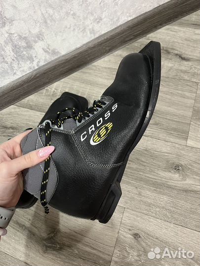 Лыжные ботинки cross