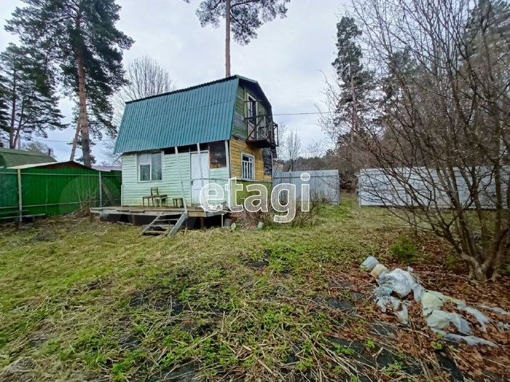 Дача 33 м² на участке 6,6 сот.