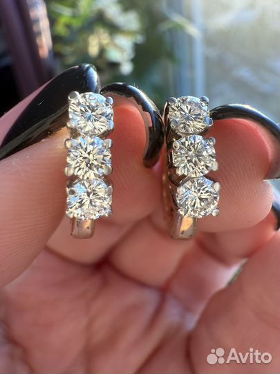 Золотые серьги с природн.бриллиантами