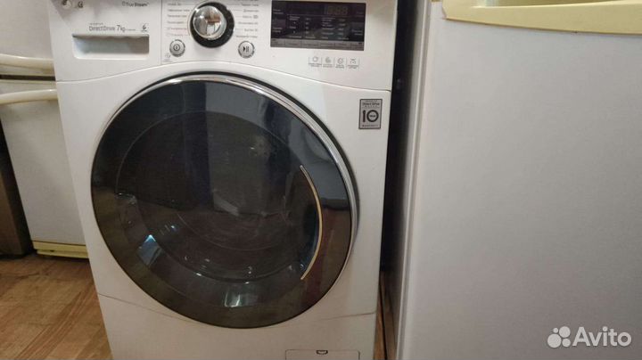 Стиральная машинка автомат