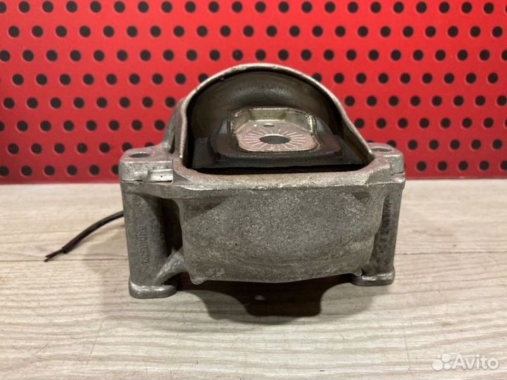 Подушка двигателя Porsche Macan 95B 2019