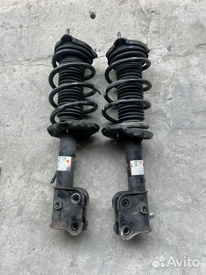 Амортизатор передний Hyundai Santa Fe 4 tm D4HB