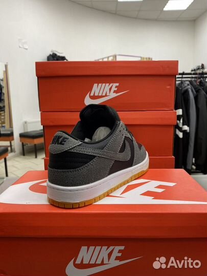 Кроссовки Nike SB Dunk low pro