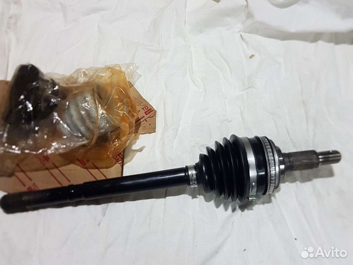 Шрус в сборе с валом toyota