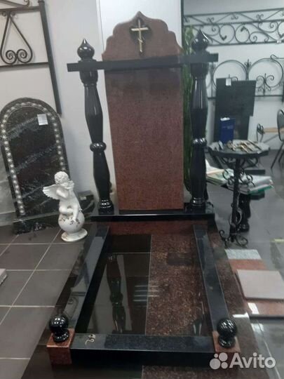 Памятник и ограды 