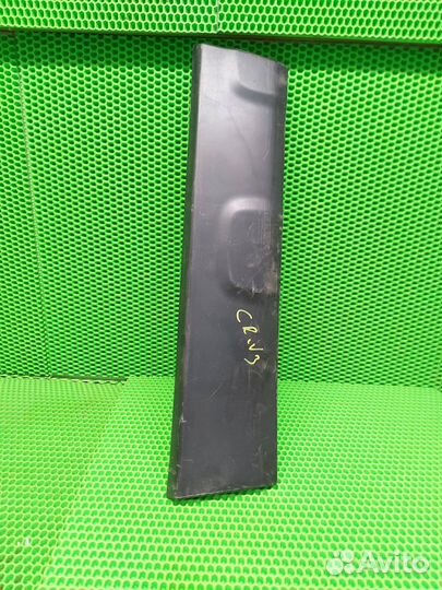 Накладка двери задняя правая Honda Cr-V