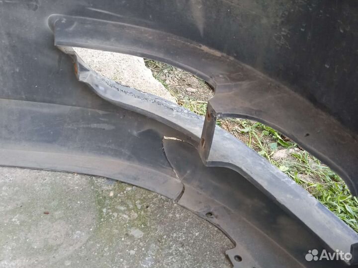 Бампер передний Nissan almera classic