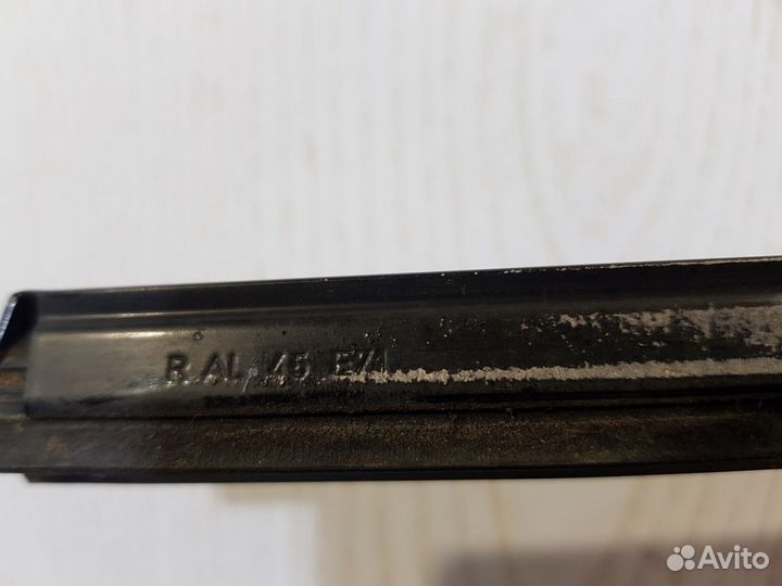 Молдинг стекла задней левой двери BMW X6 E71 E72 2007-2014