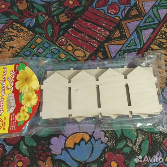 Деревянное кашпо