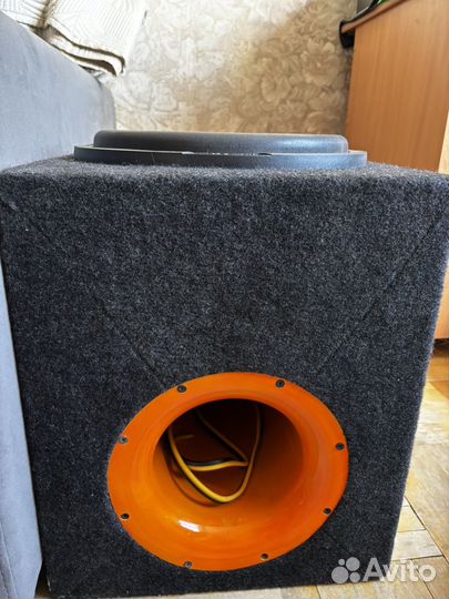 Сабвуфер swat GLK-P12d2 + Короб на трубе