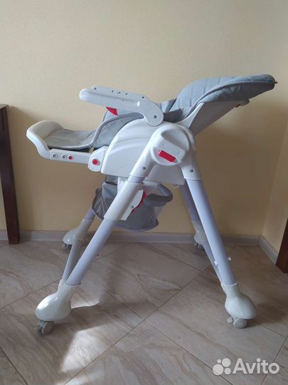 Стул-шезлонг для кормления 0+ Nuovita tutela