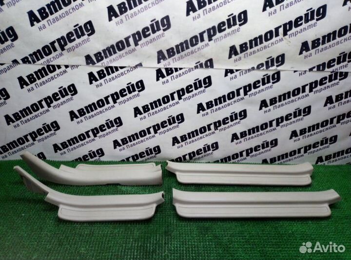 Накладка на порог Toyota Avensis AZT251 2AZ-FSE