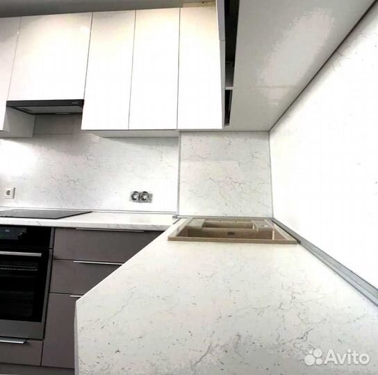 Кухня готовая новая