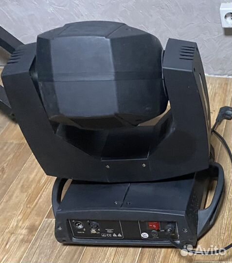 Световые приборы головы involight