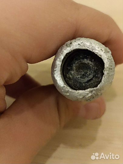 Колесо и пега на трюковой самокат