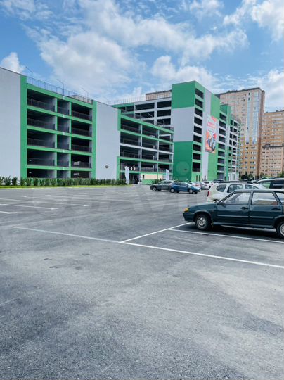 Машиноместо, 14 м²