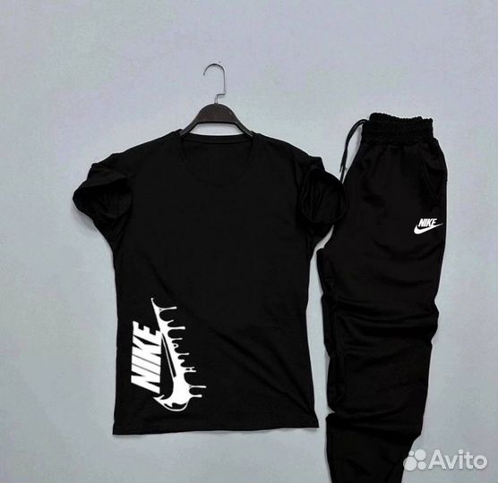 Мужской спортивный костюм шорты и футболка Nike