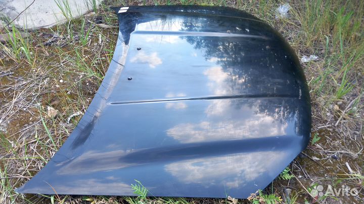 Escape тайванец 2007-2009 год капот