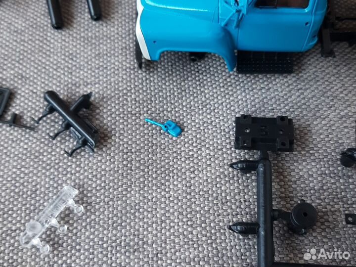 Модель автомобиля 1 43