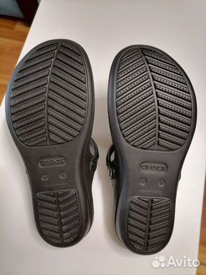 Сланцы crocs женские Сандра металблок Флэт Флип В