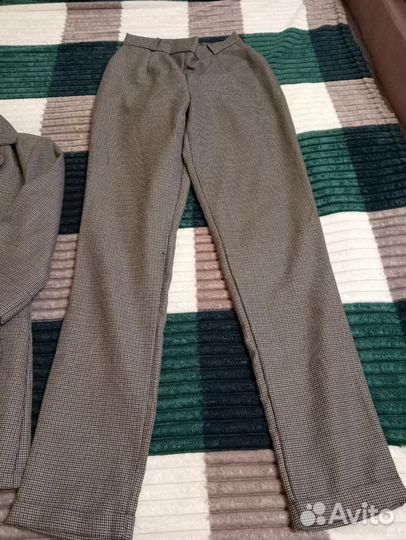 Костюм женский