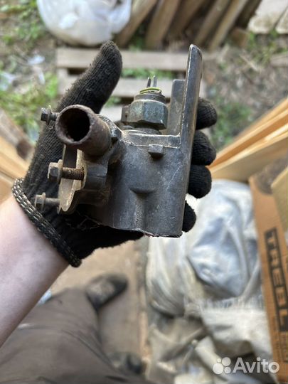 Корпус термостата Renault