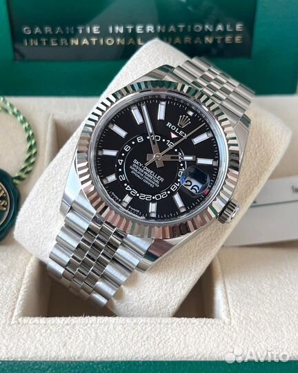 Часы Rolex Sky-Dweller 42 мм