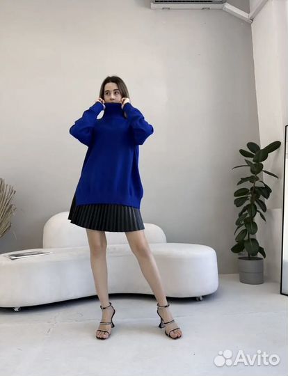 Свитер женский синий