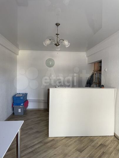 2-к. квартира, 55 м², 1/10 эт.