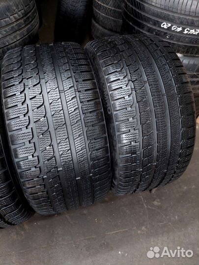 Kumho WinterCraft KW27 225/40 R18 и 255/35 R18 94V