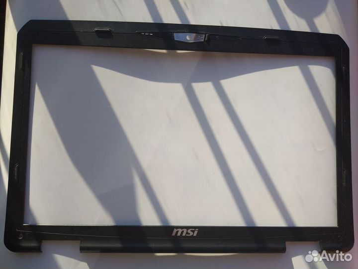 Рамка матрицы ноутбука MSI GT70