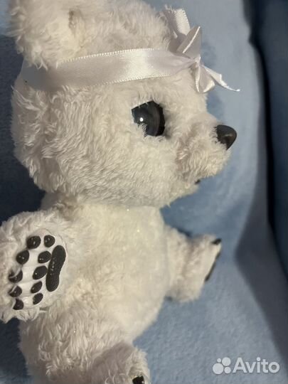 Прелестный шерстяной ребенок Полярный медвежонок