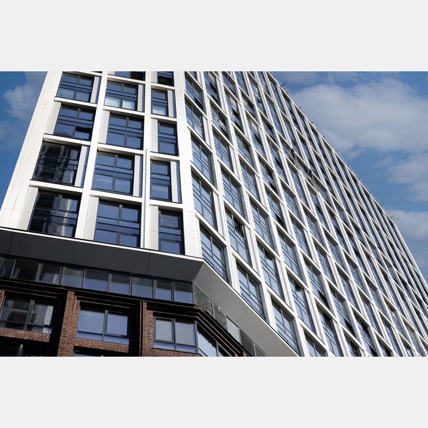 1-к. квартира, 43 м², 11/37 эт.