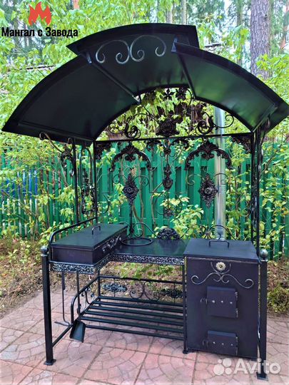 Мангал с крышей