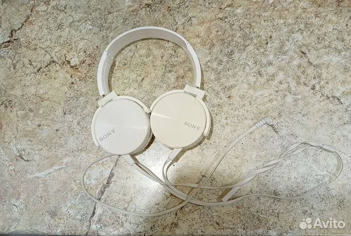 Сломанные наушники