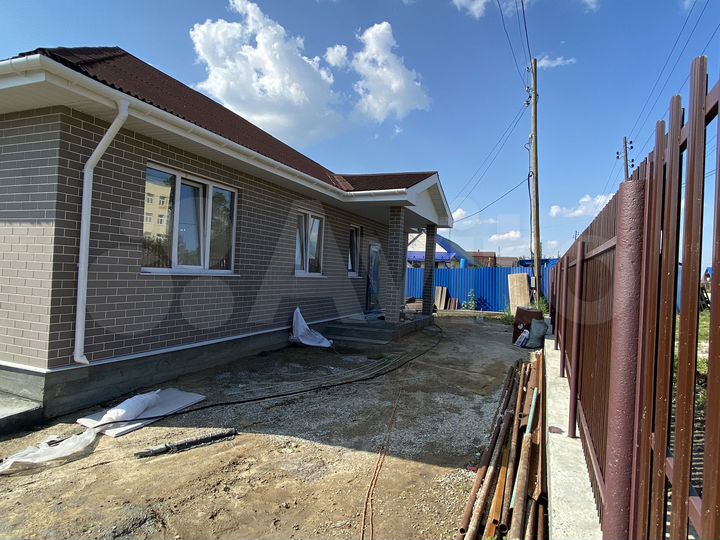 Коттедж 117 м² на участке 8 сот.